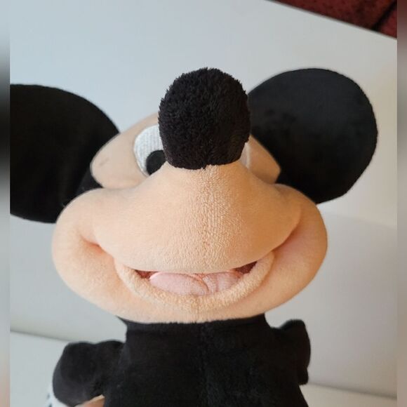 Disney store original muckey mouse plush - Picture 4 of 9